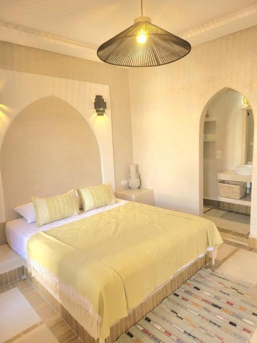 מרקש Riad Isahiac Avec Piscine En Exclusivite מראה חיצוני תמונה